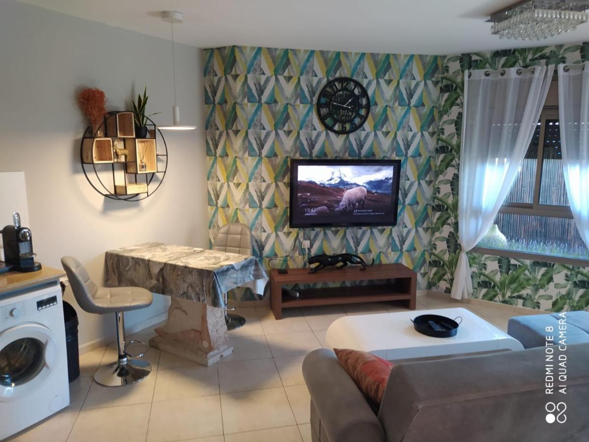 Apartment Amdar Village With Garden Eilat Ngoại thất bức ảnh